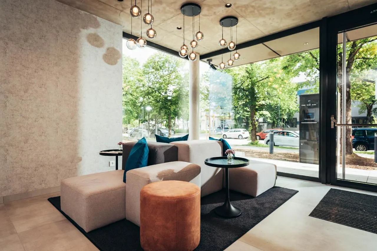 SmartLiving Apartments München 4*,